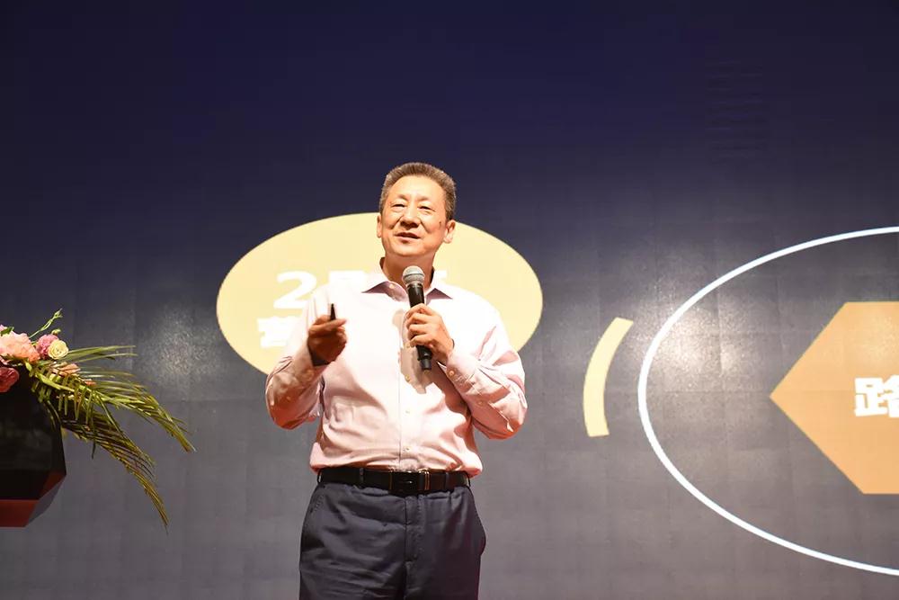 中國營銷實(shí)戰(zhàn)專家路長全先生 中國營銷實(shí)戰(zhàn)專家路長全先生