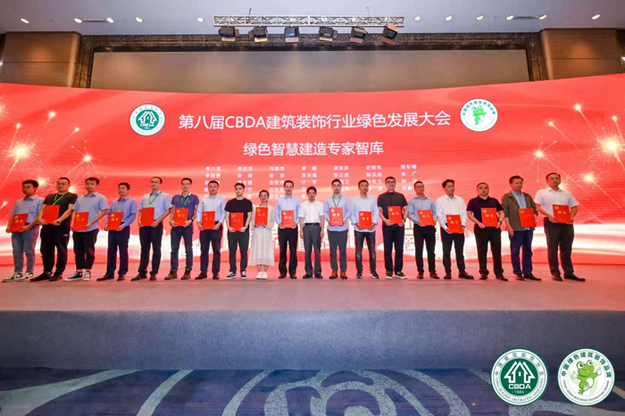 從“最佳合作供應(yīng)商”到“智庫專家”，鵬鴻再添兩項新榮譽